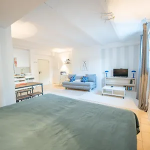 https://zentral-gelegenes-modernes-loft.hamburg-hotels-de.com