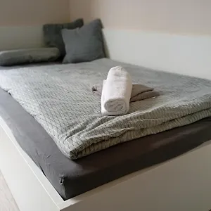 https://studio-suite-near-university.hotelsinbremen.net