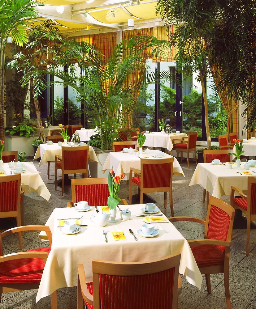 Centro Park Hotel Berlin-Neukoelln 3*, Berlin